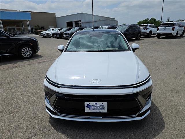 new 2025 Hyundai Sonata Hybrid car, priced at $39,960