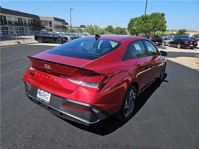 new 2025 Hyundai Elantra car, priced at $25,605