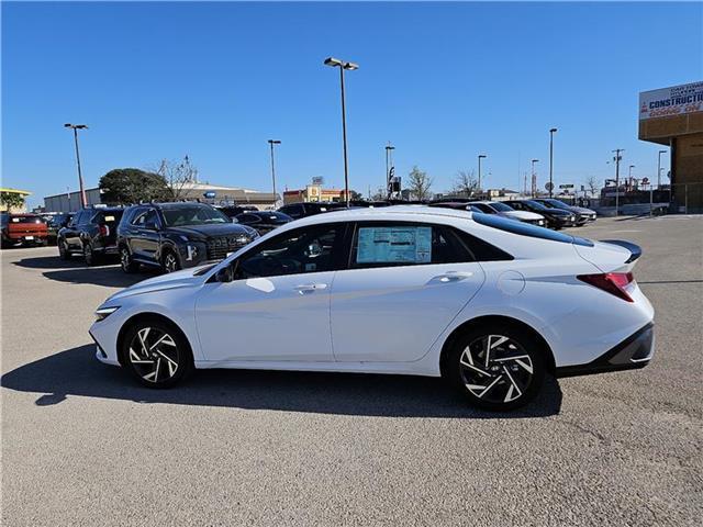 new 2025 Hyundai Elantra car, priced at $25,105