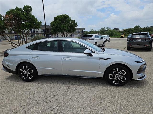 new 2025 Hyundai Sonata car, priced at $29,988