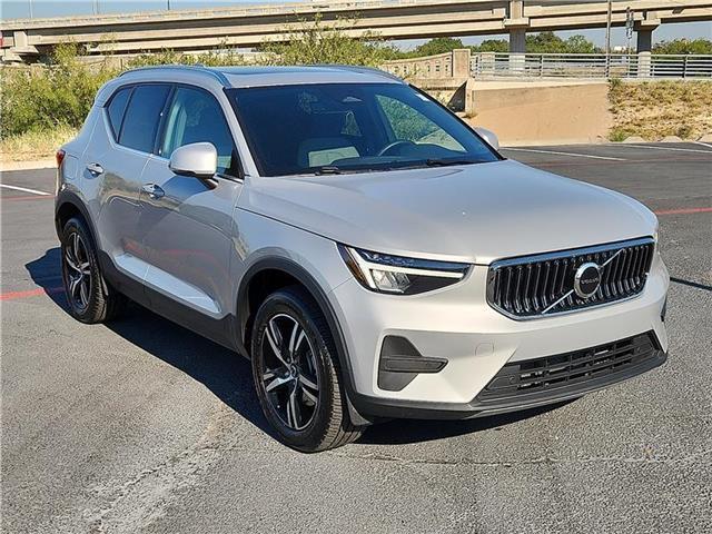 used 2024 Volvo XC40 car, priced at $32,780