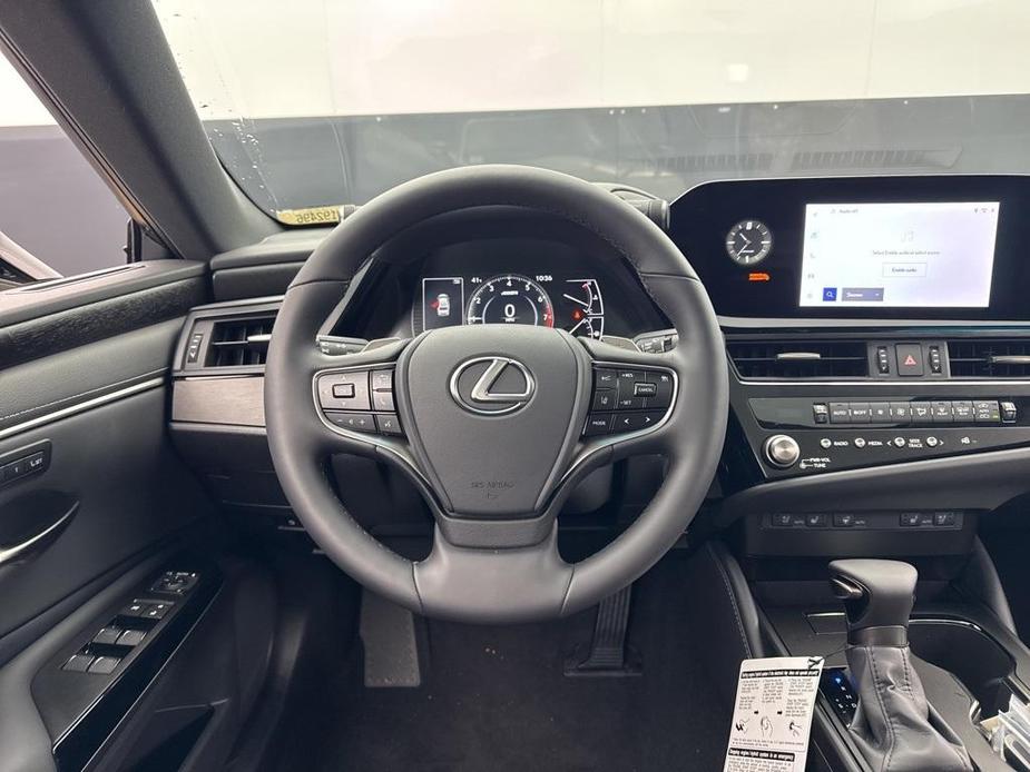 new 2025 Lexus ES 350 car, priced at $47,799