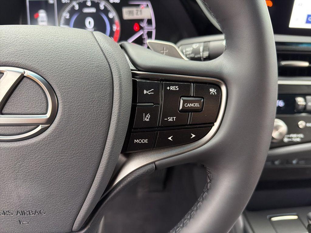 new 2025 Lexus ES 350 car, priced at $48,175