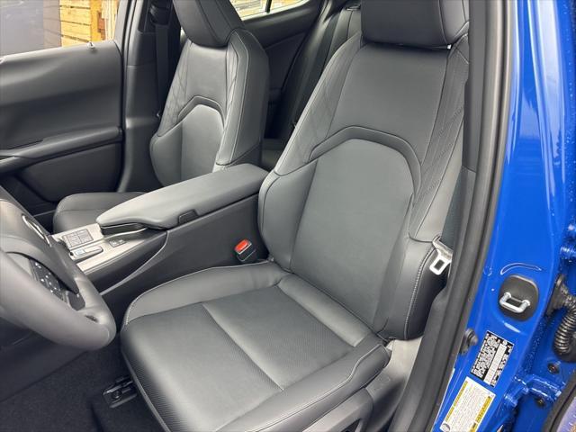 new 2025 Lexus UX 300h car, priced at $43,978