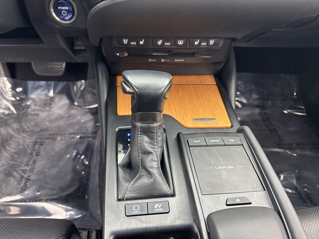 used 2020 Lexus ES 300h car, priced at $23,984