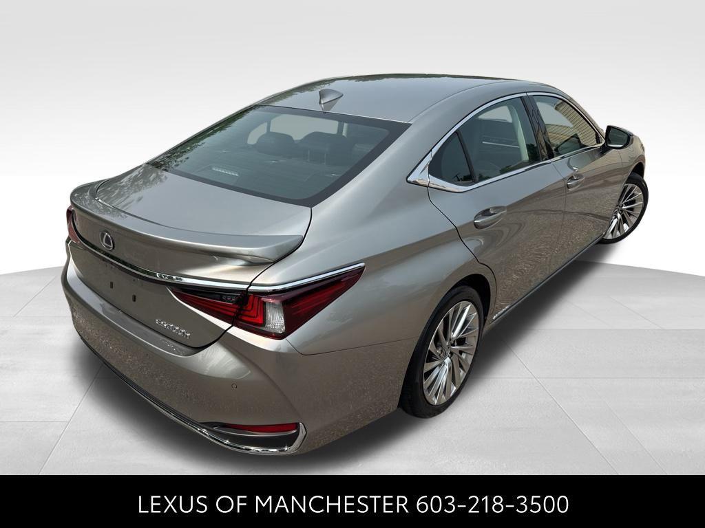 used 2020 Lexus ES 300h car, priced at $23,984