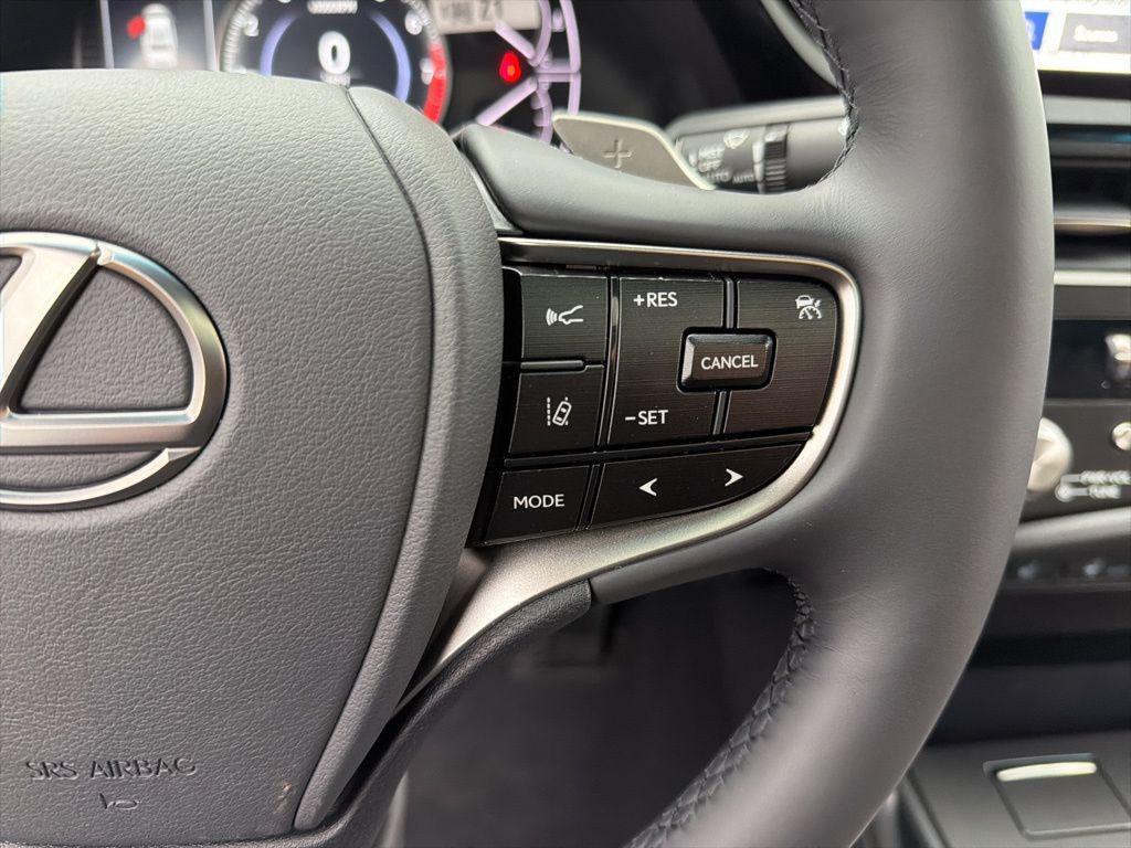 new 2025 Lexus ES 350 car, priced at $50,220