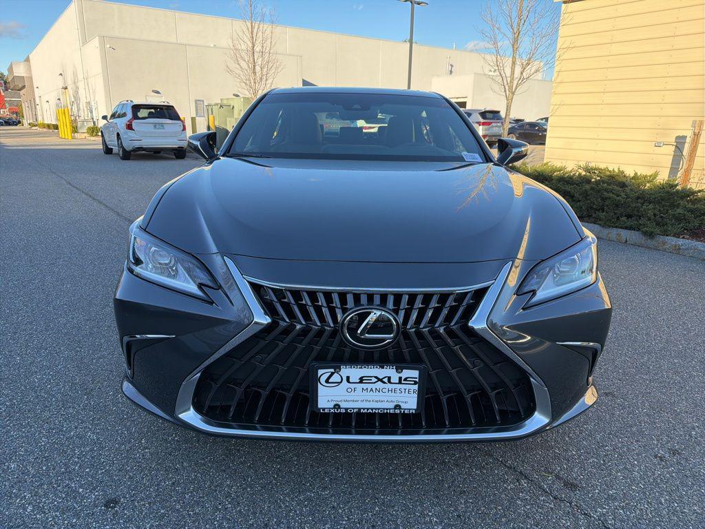 new 2025 Lexus ES 350 car, priced at $50,220