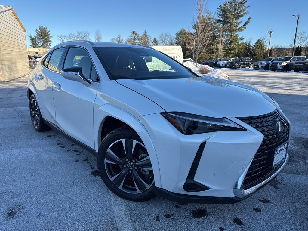 new 2025 Lexus UX 300h car, priced at $44,567