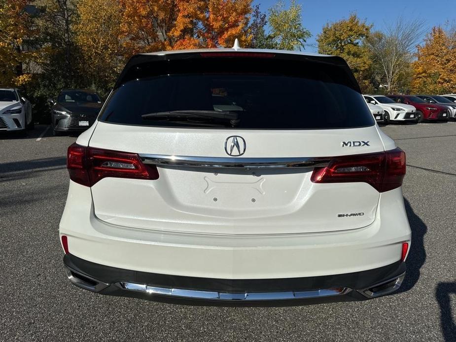 used 2020 Acura MDX car, priced at $27,484