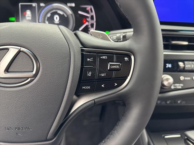new 2025 Lexus ES 300h car, priced at $47,774