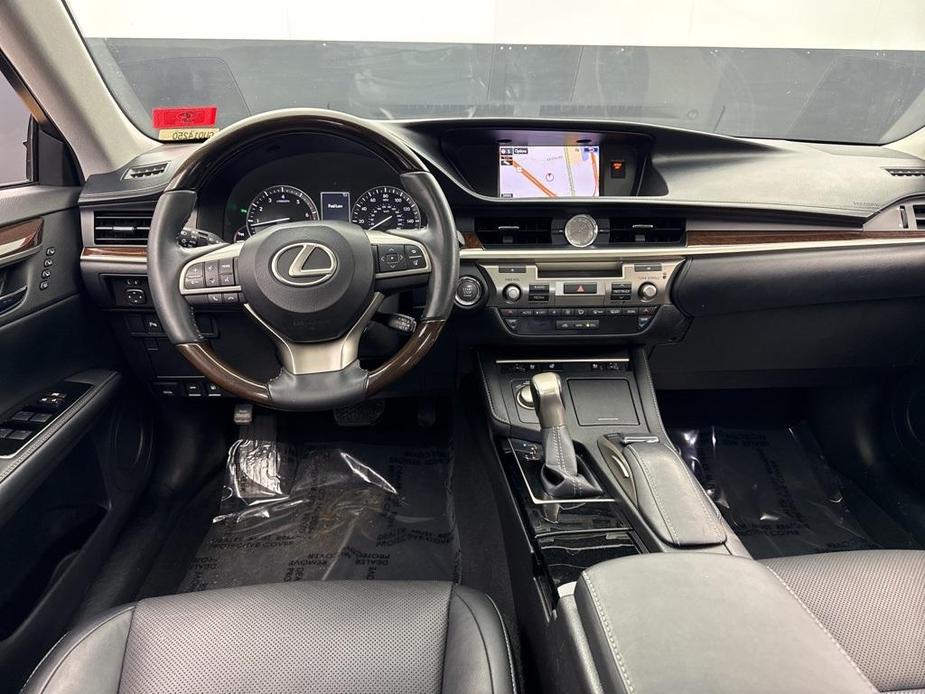 used 2016 Lexus ES 350 car, priced at $16,884