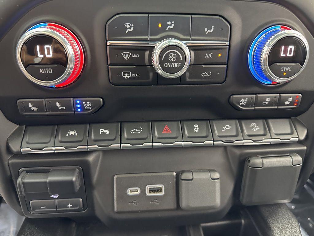 used 2022 GMC Sierra 1500 car, priced at $48,284