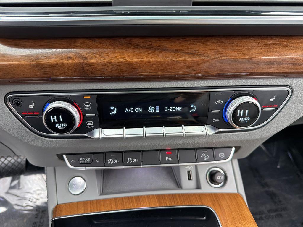 used 2022 Audi Q5 car, priced at $24,584