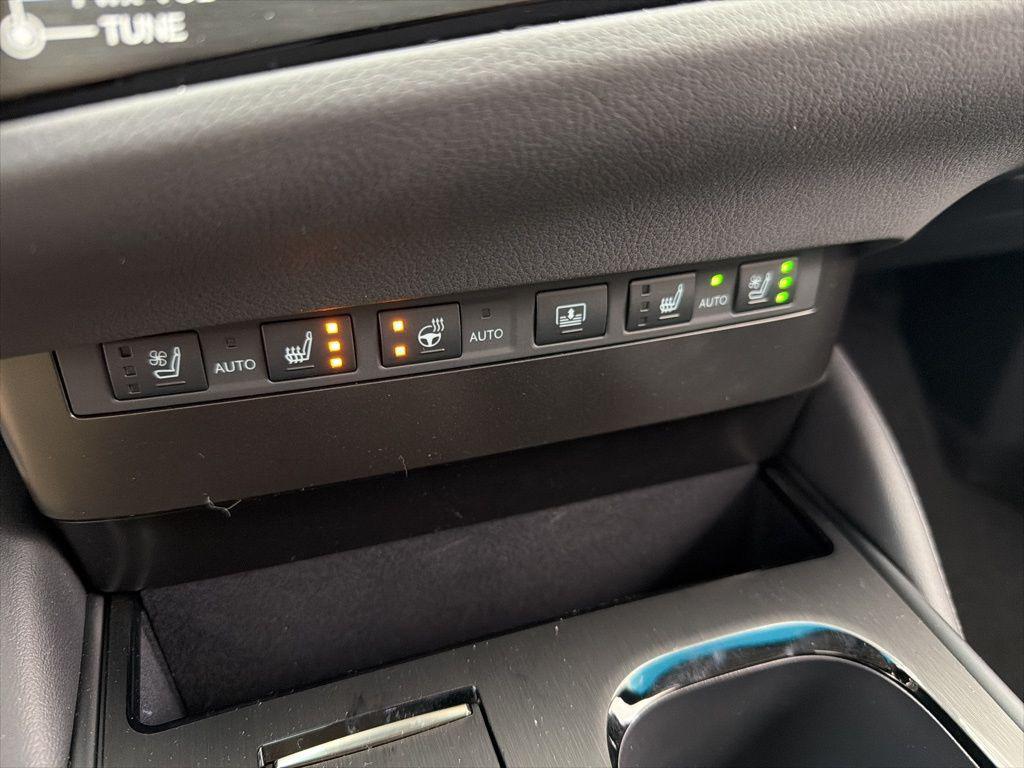 new 2025 Lexus ES 350 car, priced at $56,929