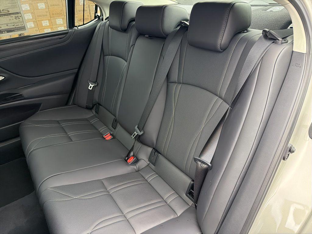 new 2025 Lexus ES 350 car, priced at $56,929