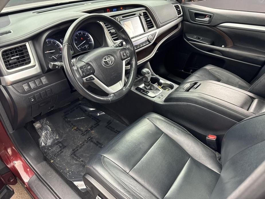 used 2018 Toyota Highlander car, priced at $25,484