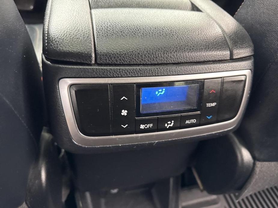 used 2018 Toyota Highlander car, priced at $25,484