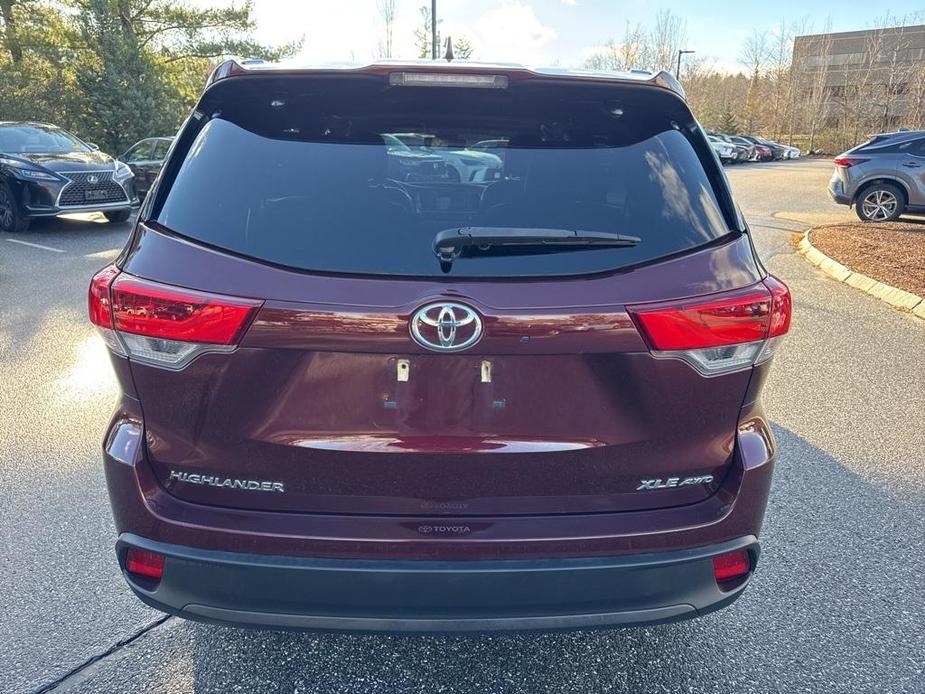 used 2018 Toyota Highlander car, priced at $25,484