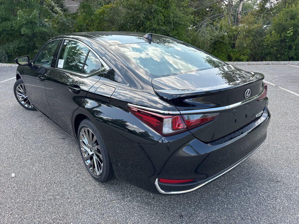 new 2025 Lexus ES 300h car, priced at $54,145