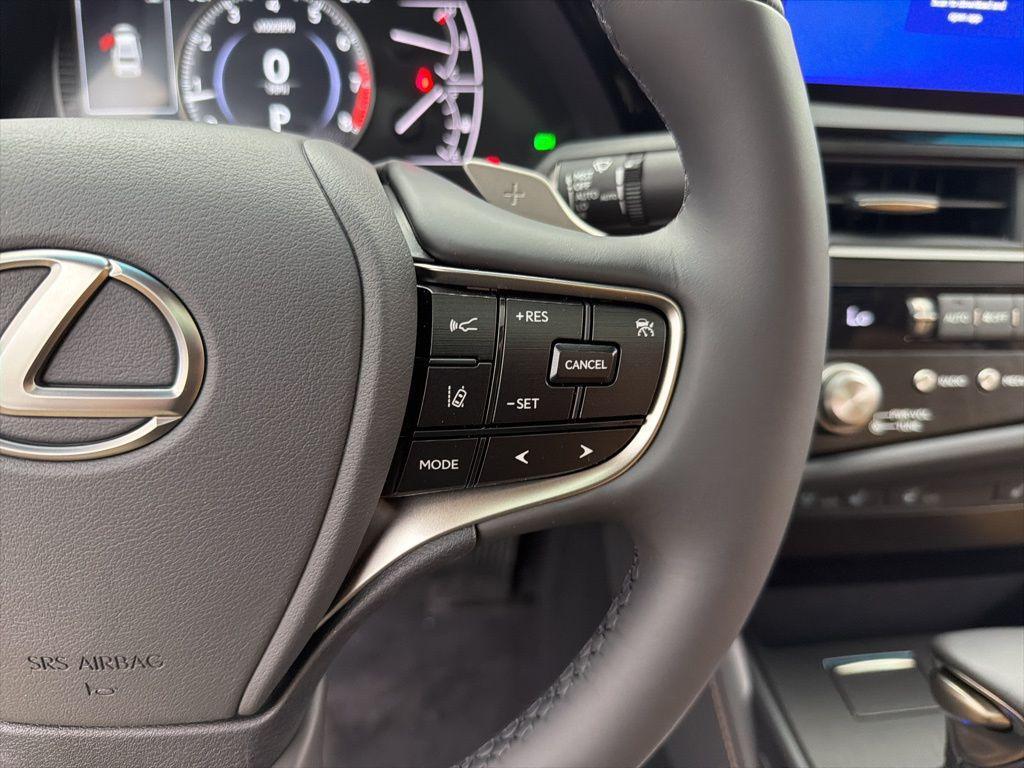 new 2025 Lexus ES 350 car, priced at $49,975