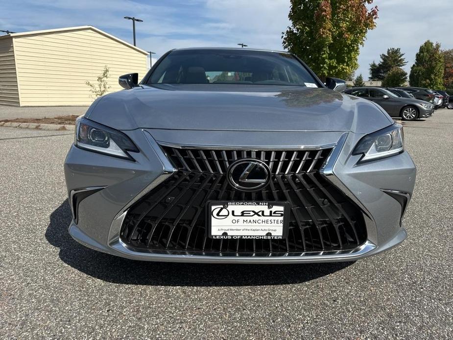 new 2025 Lexus ES 350 car, priced at $47,914