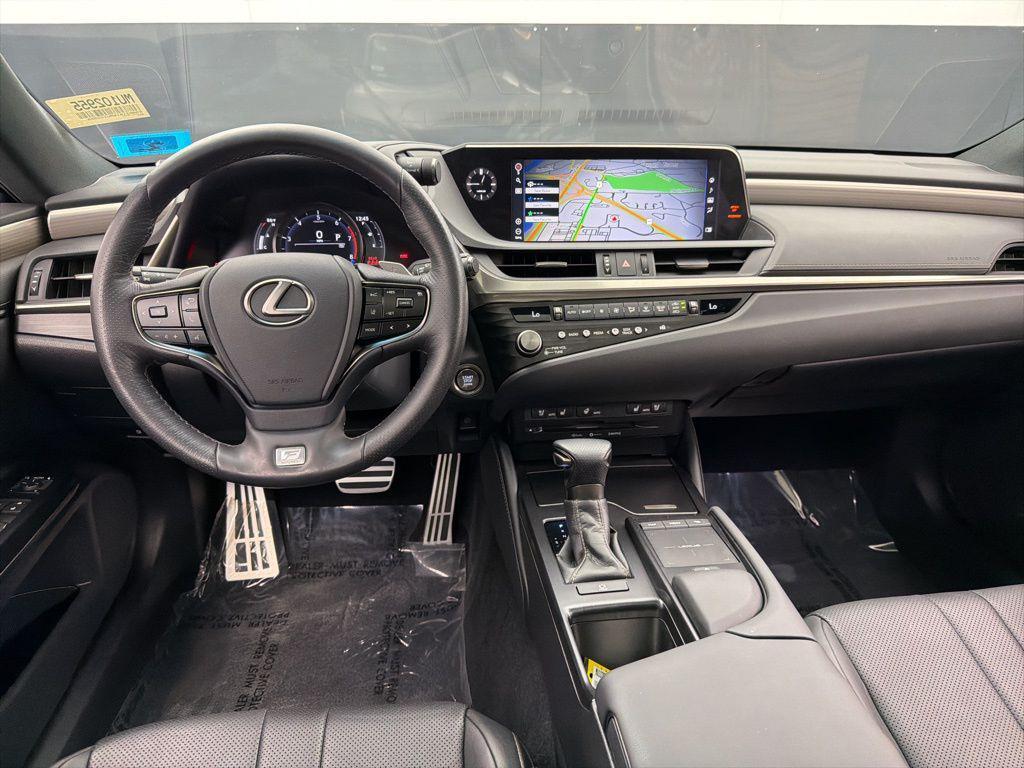 used 2021 Lexus ES 350 car, priced at $35,384