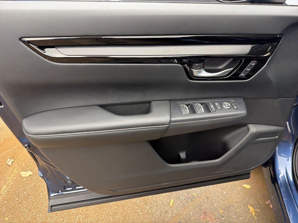 used 2023 Honda CR-V car, priced at $31,284