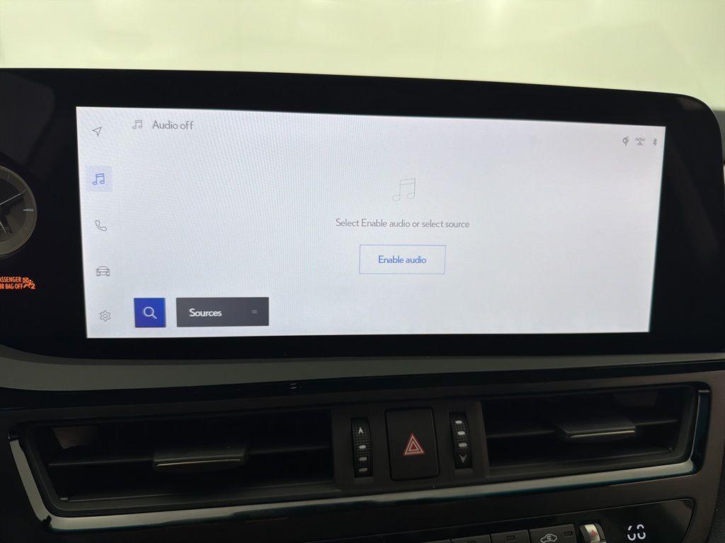 new 2025 Lexus ES 350 car, priced at $56,169