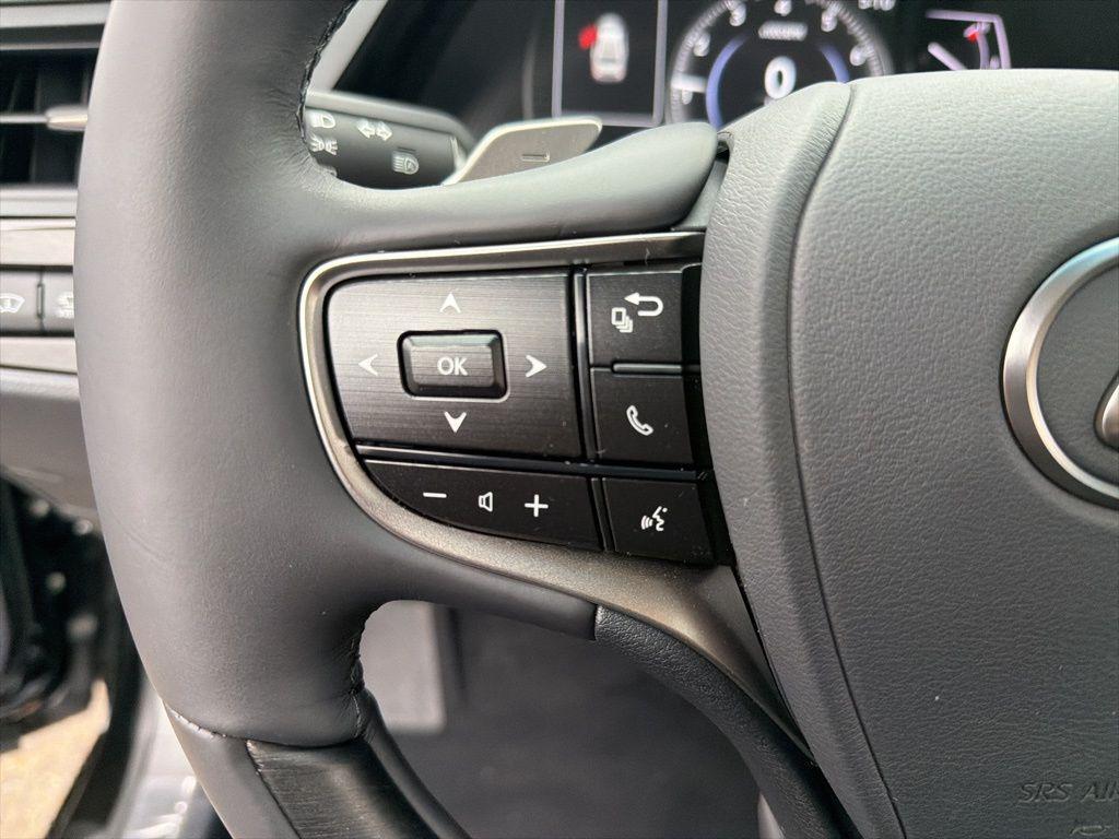 new 2025 Lexus ES 350 car, priced at $56,169