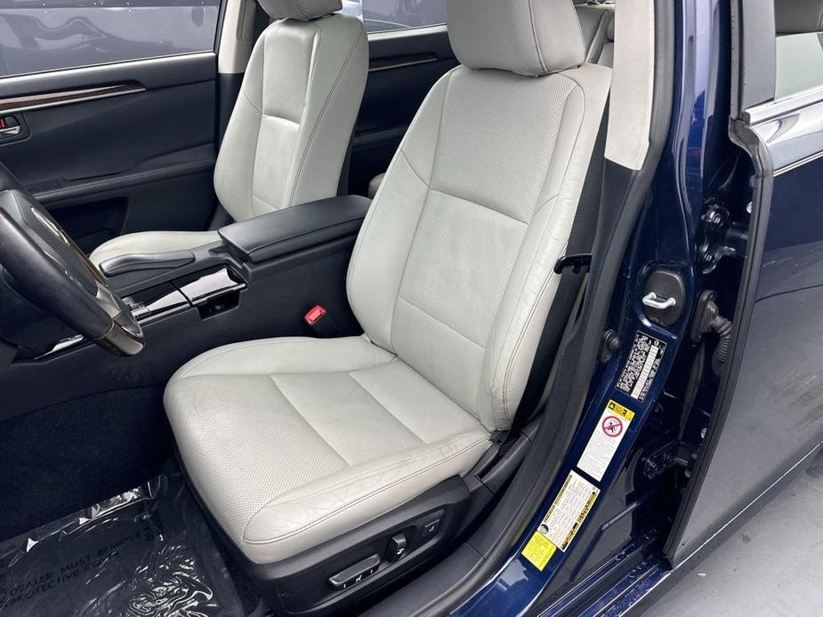 used 2015 Lexus ES 350 car, priced at $16,484