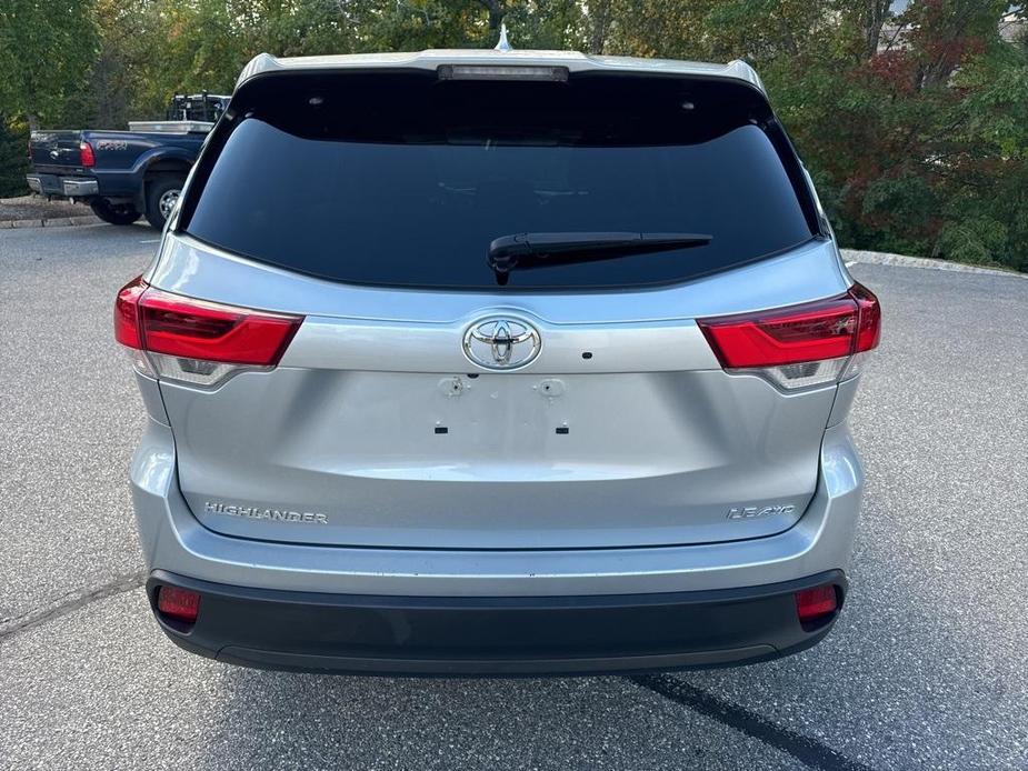 used 2018 Toyota Highlander car, priced at $21,284