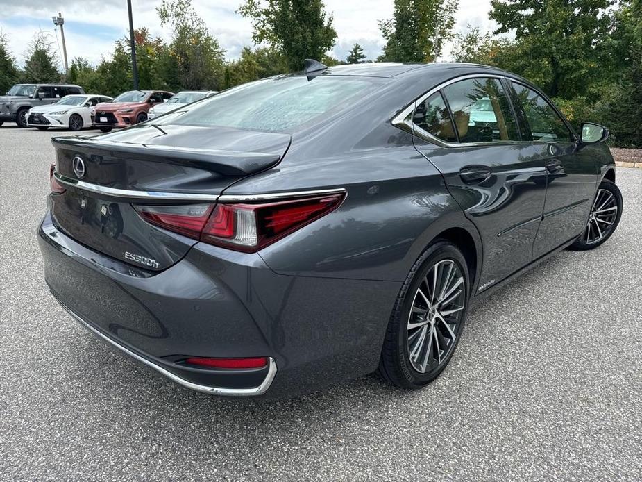 used 2022 Lexus ES 300h car, priced at $36,584