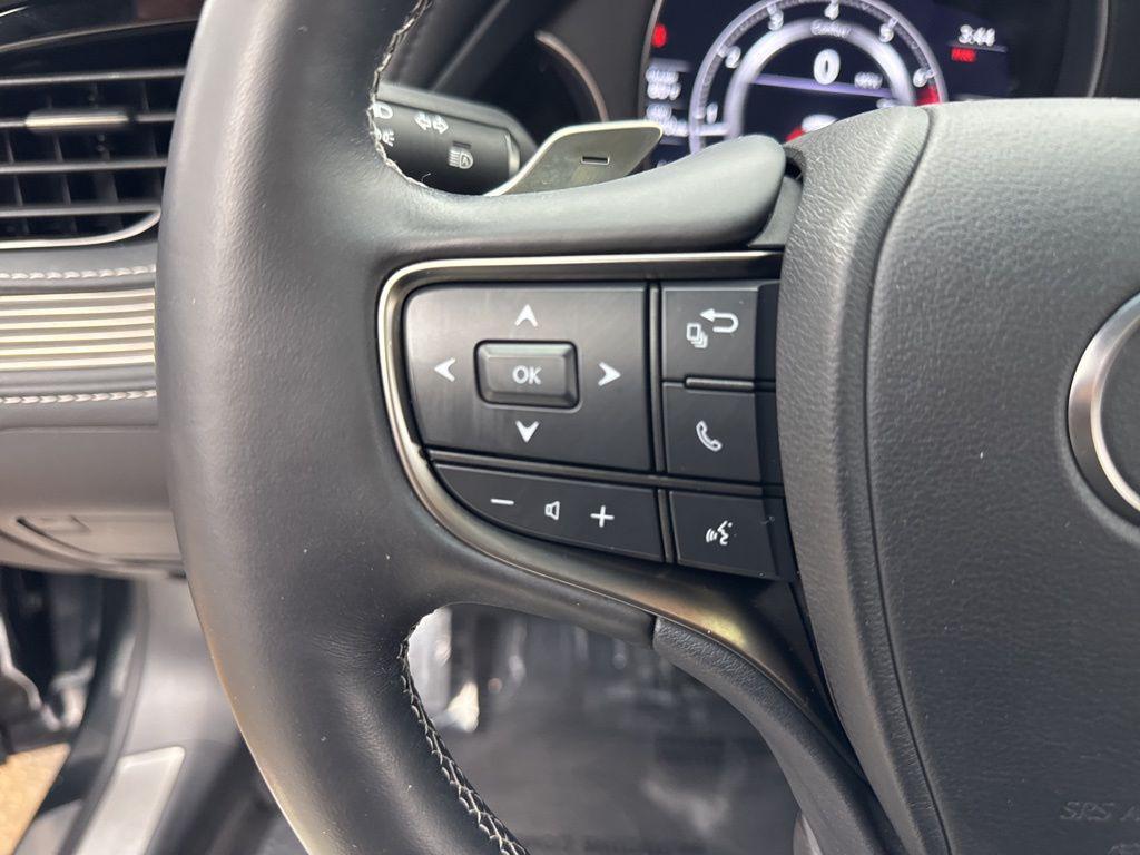 used 2021 Lexus LS 500 car, priced at $49,484