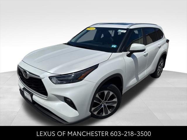 used 2023 Toyota Highlander car, priced at $38,984