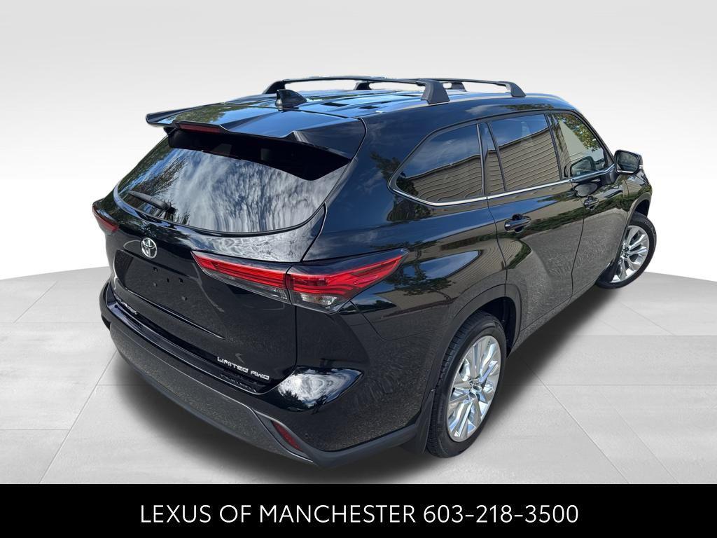 used 2023 Toyota Highlander car, priced at $38,784