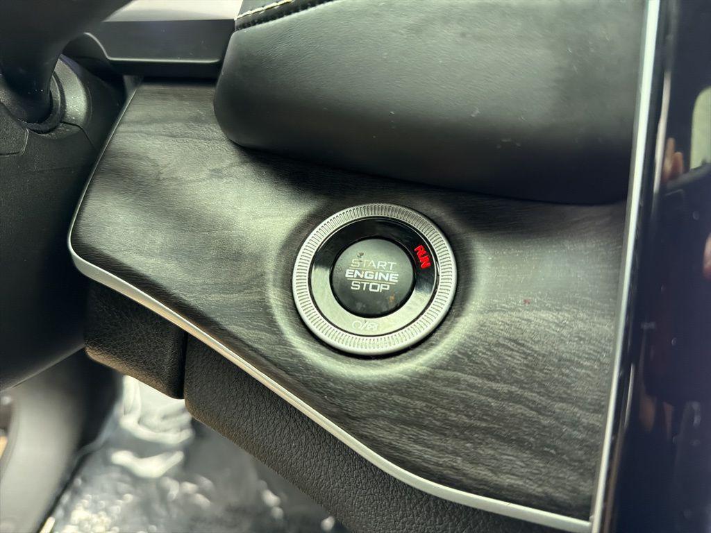 used 2022 Jeep Grand Cherokee L car, priced at $25,284