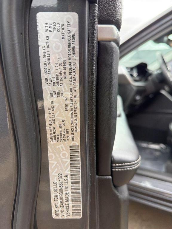 used 2022 Jeep Grand Cherokee L car, priced at $25,284