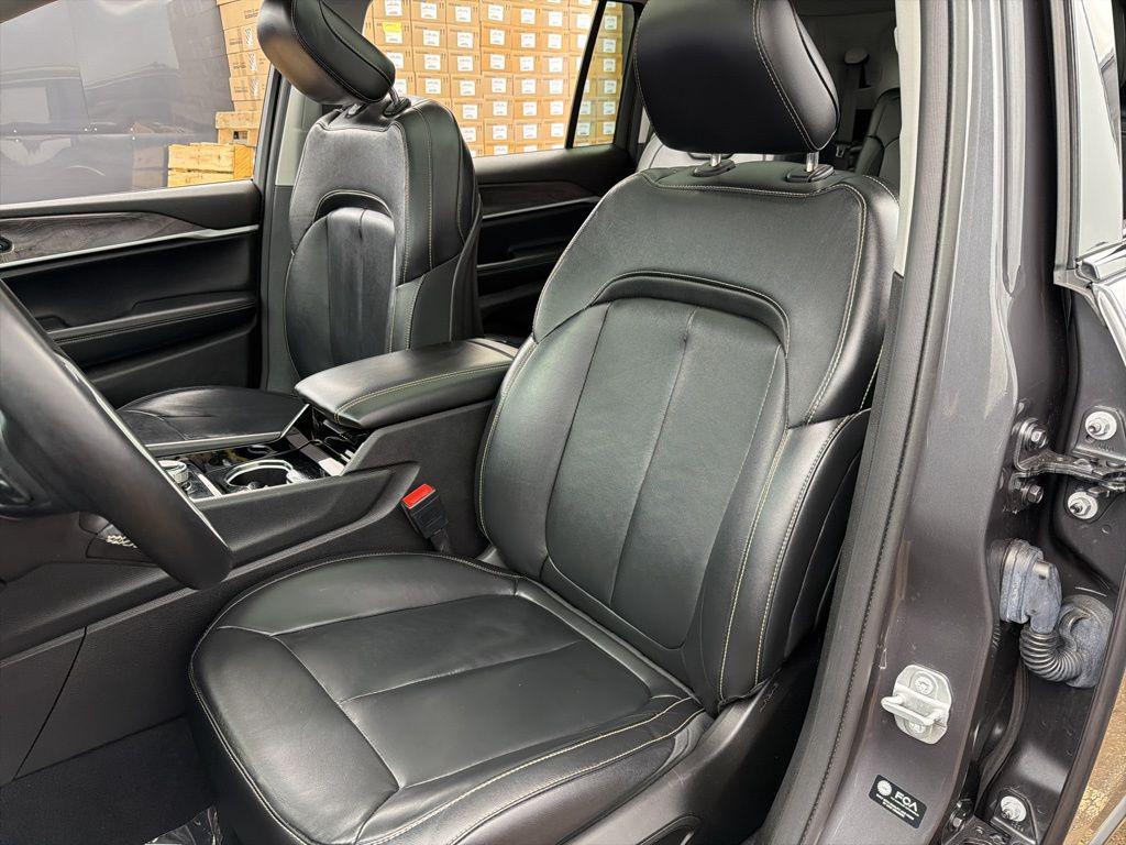 used 2022 Jeep Grand Cherokee L car, priced at $25,284