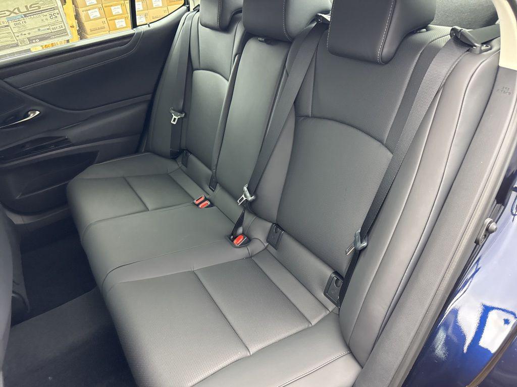 new 2025 Lexus ES 350 car, priced at $49,849