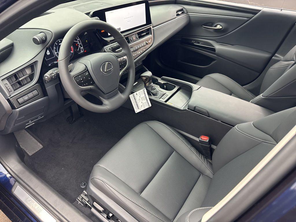 new 2025 Lexus ES 350 car, priced at $49,849