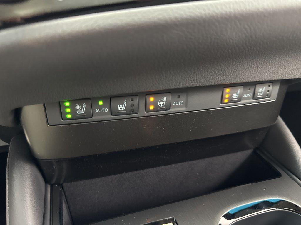 new 2025 Lexus ES 350 car, priced at $49,849