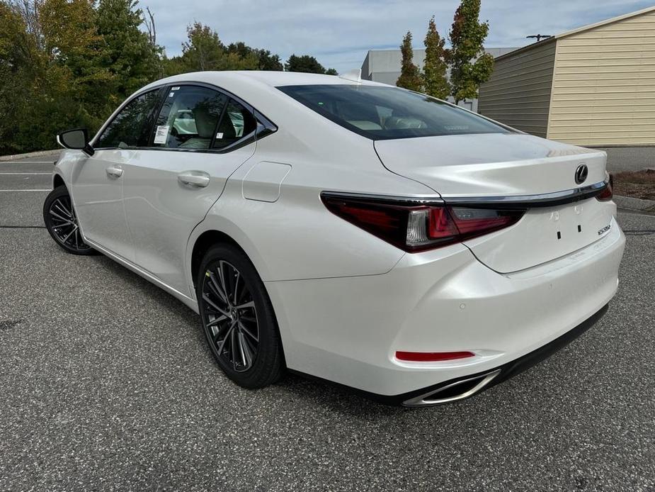 new 2025 Lexus ES 350 car, priced at $47,914