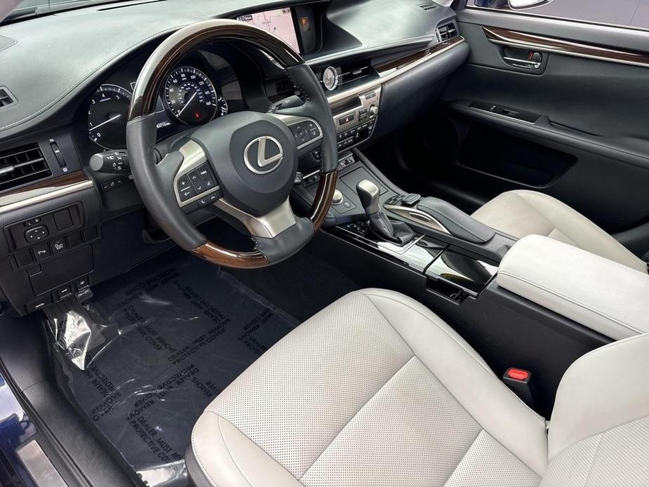 used 2016 Lexus ES 350 car, priced at $18,784