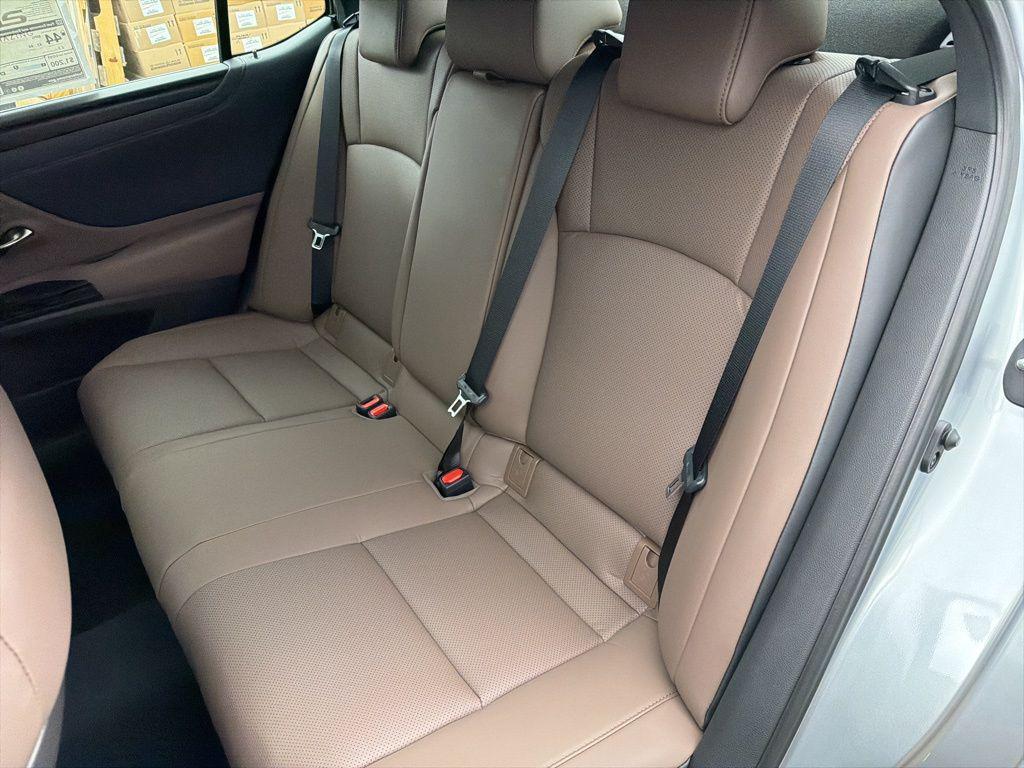 new 2025 Lexus ES 300h car, priced at $49,924