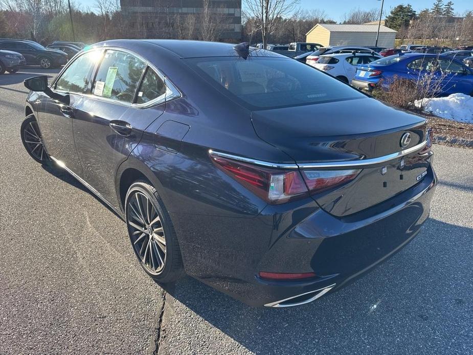 new 2025 Lexus ES 350 car