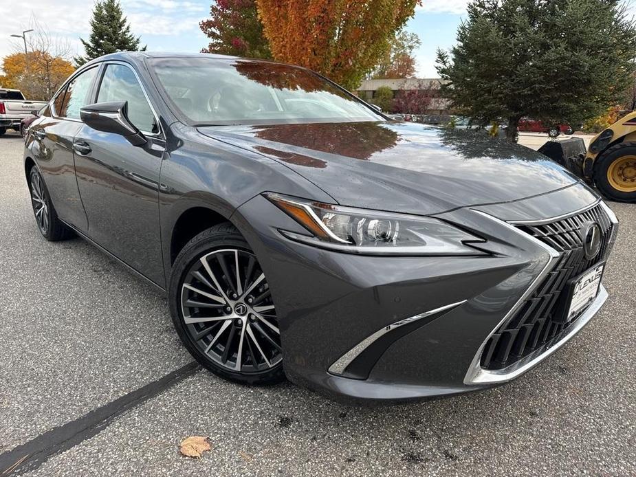 new 2025 Lexus ES 350 car, priced at $47,984