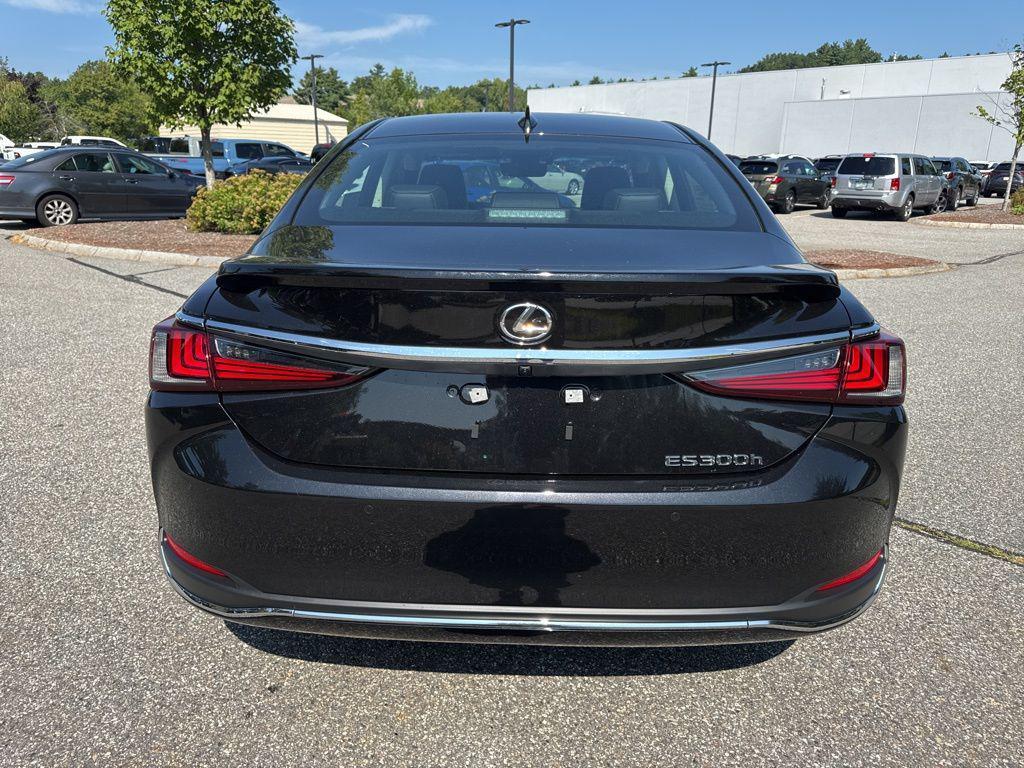 new 2025 Lexus ES 300h car, priced at $54,629