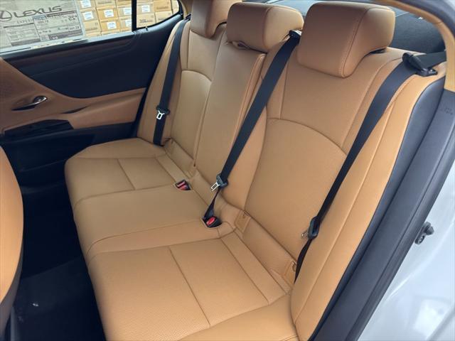 new 2025 Lexus ES 350 car, priced at $50,714