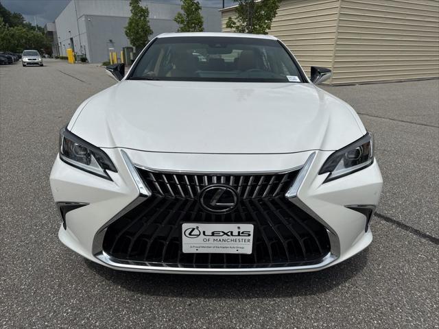new 2025 Lexus ES 350 car, priced at $50,714